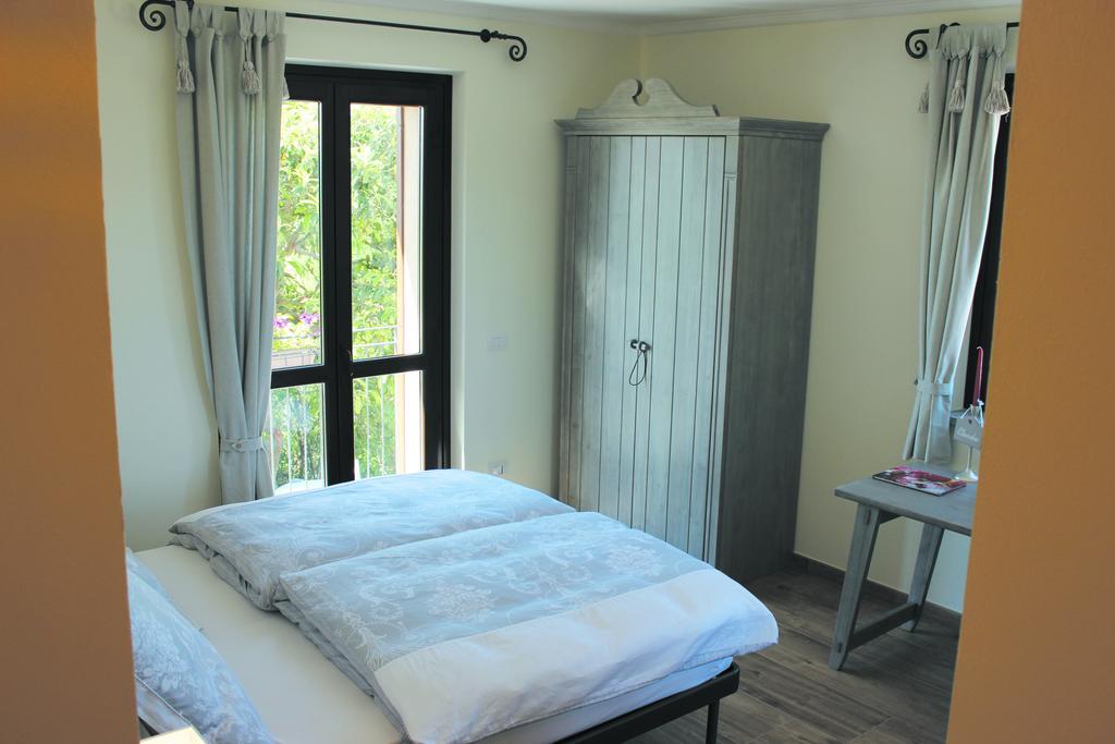 Alta Villa The Countryhouse Adults Only Boutique Bnb Vigliano d'Asti 部屋 写真