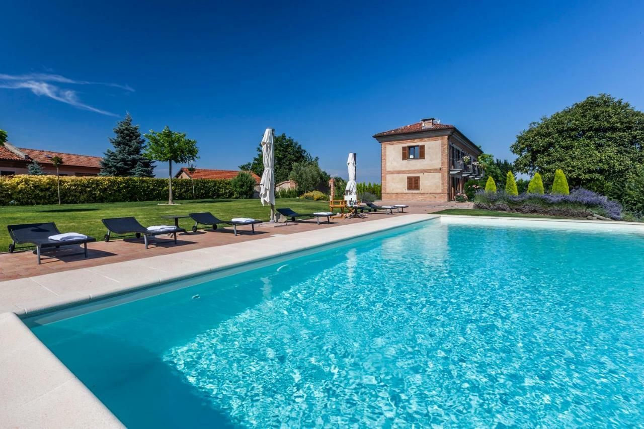 Alta Villa The Countryhouse Adults Only Boutique Bnb Vigliano d'Asti エクステリア 写真