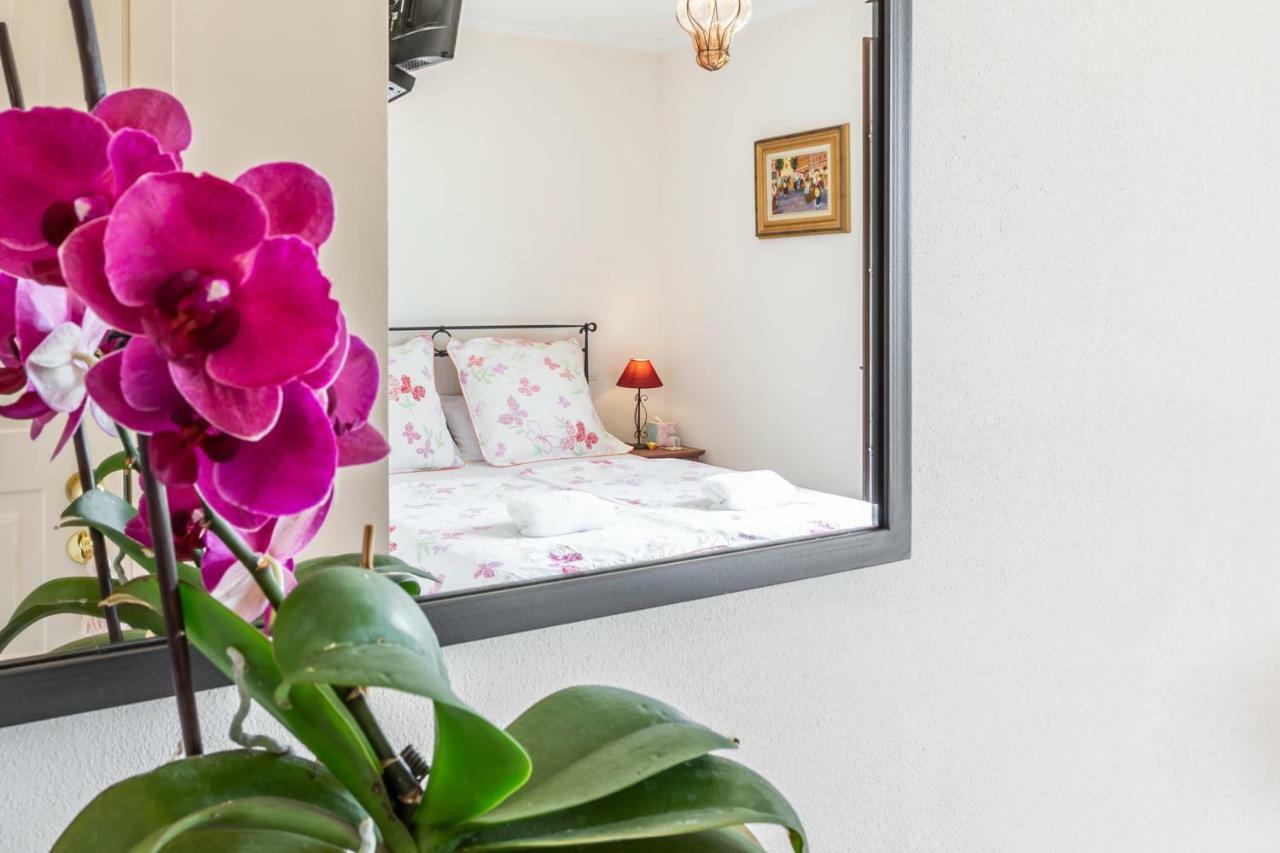 Alta Villa The Countryhouse Adults Only Boutique Bnb Vigliano d'Asti エクステリア 写真