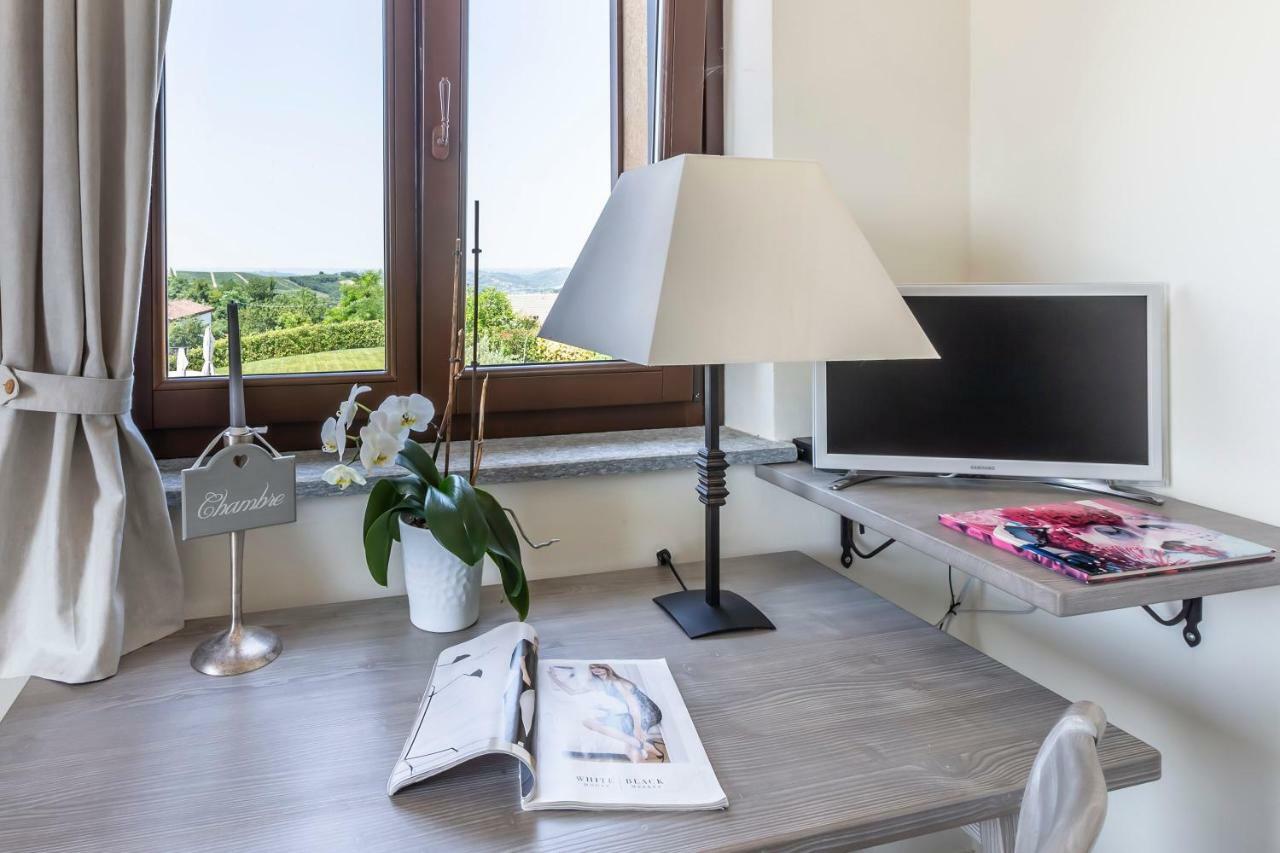 Alta Villa The Countryhouse Adults Only Boutique Bnb Vigliano d'Asti エクステリア 写真
