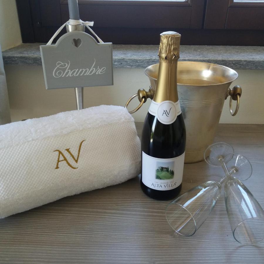Alta Villa The Countryhouse Adults Only Boutique Bnb Vigliano d'Asti エクステリア 写真